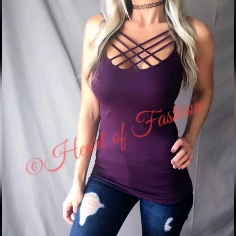 LAST 1🖤 PLUM strappy lowcut vneck cami caged tank top